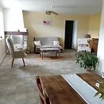De L'aubespy Ferienhaus *